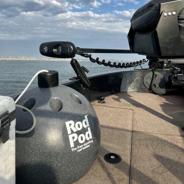 Prentresultaat vir rod holders for boats  Jon boat fishing, Diy fishing rod  holder, Boat rod holders
